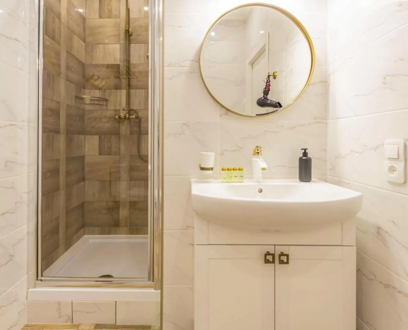 Dayflat Apartments Olimpiyska Area Kiev